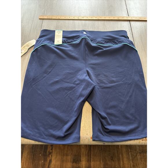 NWT Livi Active Blue Knee Short Legging Size 18 20 Lane Bryant - Picture 6 of 7